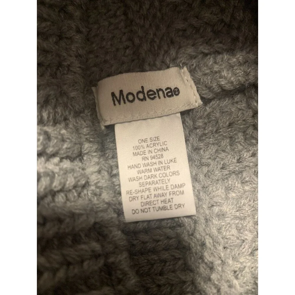 NWT Modena New York‎ Benie and Cream Benie Knit